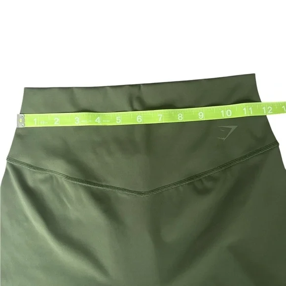 Ladies Gymshark Olive 8” High Rise Bicycle Shorts Size Small - Picture 5 of 5